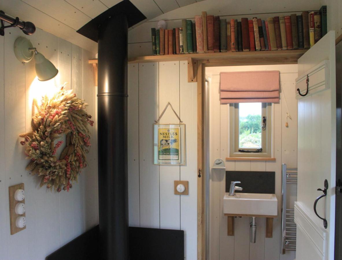 Willa The Parlour, For Alton Towers & The Peak District Uttoxeter Zewnętrze zdjęcie